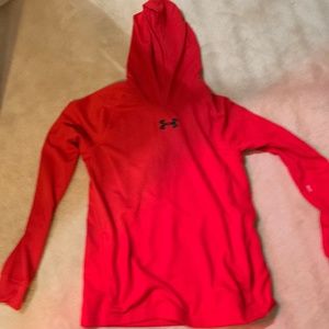 Spring weather Under Armor Sweatshirt